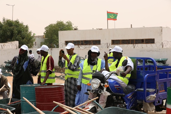 Taazour : le délégué général à la solidarité nationale supervise le lancement de la première phase du programme “Tameer” dans la moughataa de Toujounine Taazour : le délégué général à la solidarité nationale supervise le lancement de la première phase du programme “Tameer” dans la moughataa de Toujounine