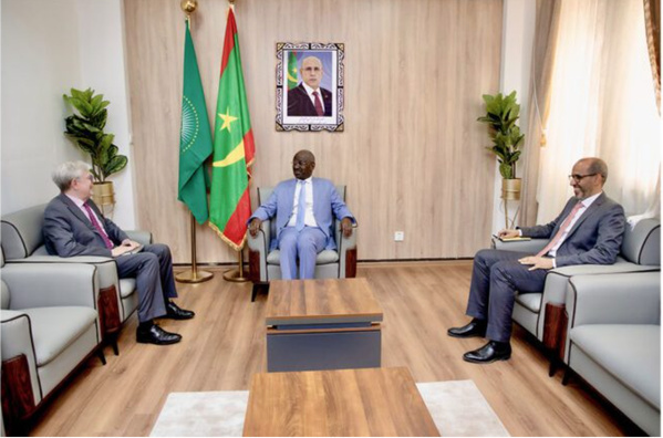 Le ministre des Affaires étrangères reçoit l’ambassadeur chef de la délégation de l’UE Le ministre des Affaires étrangères reçoit l’ambassadeur chef de la délégation de l’UE