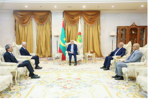 Le Président de la République reçoit le Président de la Chambre des représentants du Maroc
