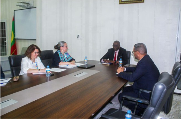 Le ministre chargé du budget reçoit une mission d’assistance technique du FMI Le ministre chargé du budget reçoit une mission d’assistance technique du FMI