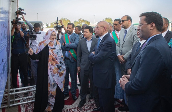 Mauritanie: Quand le Gouverneur et la DG font leur boulot........et bien ! par Mohamed Ould El Kory Mauritanie: Quand le Gouverneur et la DG font leur boulot........et bien ! par Mohamed Ould El Kory