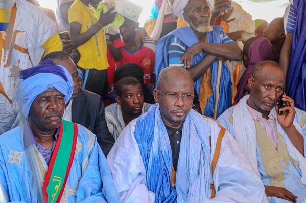 Le délégué général de TAAZOUR inaugure une centrale solaire et un réseau d’éclairage et supervise la distribution d’aides aux familles vulnérables Le délégué général de TAAZOUR inaugure une centrale solaire et un réseau d’éclairage et supervise la distribution d’aides aux familles vulnérables