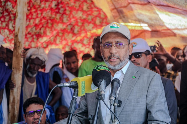 Le délégué général de TAAZOUR inaugure une centrale solaire et un réseau d’éclairage et supervise la distribution d’aides aux familles vulnérables Le délégué général de TAAZOUR inaugure une centrale solaire et un réseau d’éclairage et supervise la distribution d’aides aux familles vulnérables