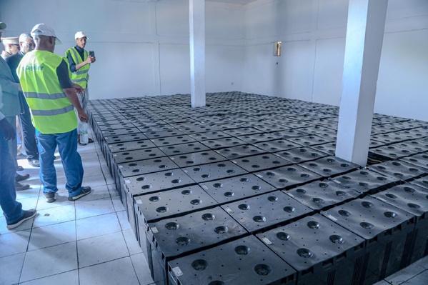 Le délégué général de TAAZOUR inaugure une centrale solaire et un réseau d’éclairage et supervise la distribution d’aides aux familles vulnérables