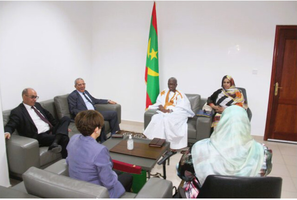 Le Président du Conseil Constitutionnel reçoit le Président de la Cour Suprême Algérienne Le Président du Conseil Constitutionnel reçoit le Président de la Cour Suprême Algérienne