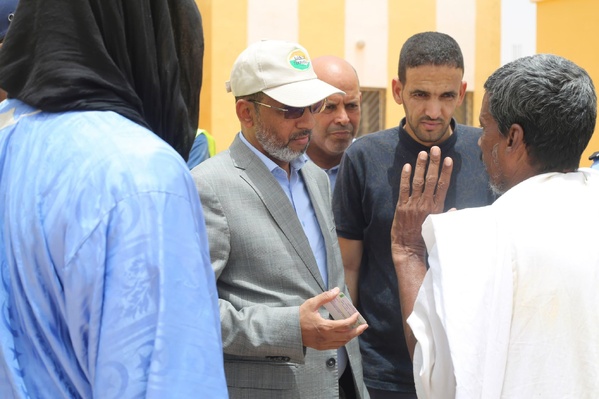Le délégué général de TAAZOUR appelle les entrepreneurs et les bureaux de suivi à accélérer le rythme des travaux des projets d’infrastructures éducatives à Nouakchott