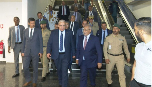 Le président de l’Assemblée nationale accueille le président de l’Assemblée nationale populaire algérienne Le président de l’Assemblée nationale accueille le président de l’Assemblée nationale populaire algérienne