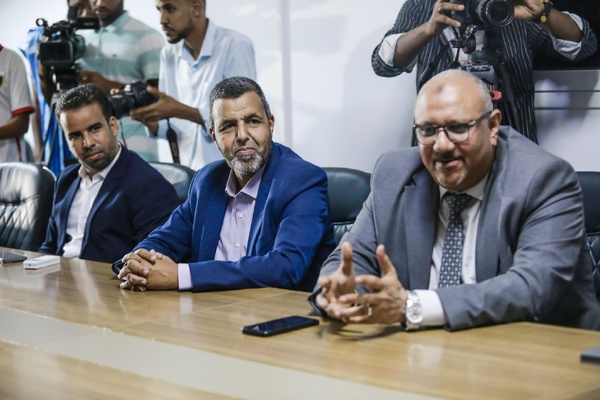 Signature d’une convention de partenariat entre le Ministère de la Formation professionnelle et la Délégation Taazour Signature d’une convention de partenariat entre le Ministère de la Formation professionnelle et la Délégation Taazour