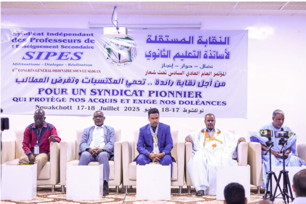 Le Syndicat Indépendant des Professeurs de l’Enseignement Secondaire tient son sixième congrès Le Syndicat Indépendant des Professeurs de l’Enseignement Secondaire tient son sixième congrès