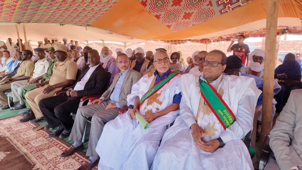 Distributions Chinguetti : Le délégué général de Taazour lance l’opération cash transferts au profit de 400 familles démunies à Chinguetti Distributions Chinguetti : Le délégué général de Taazour lance l’opération cash transferts au profit de 400 familles démunies à Chinguetti