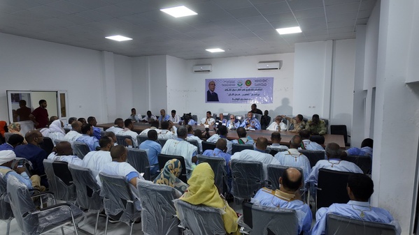 La Délégation générale à la Solidarité nationale et à la Lutte contre l’Exclusion organise une réunion consultative en Adrar sur le programme “Tameer – villes de Taazour” La Délégation générale à la Solidarité nationale et à la Lutte contre l’Exclusion organise une réunion consultative en Adrar sur le programme “Tameer – villes de Taazour”