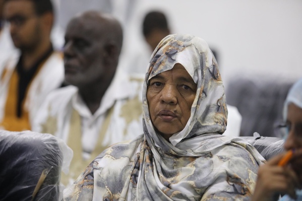 La Délégation générale à la Solidarité nationale et à la Lutte contre l’Exclusion organise une réunion consultative en Adrar sur le programme “Tameer – villes de Taazour” La Délégation générale à la Solidarité nationale et à la Lutte contre l’Exclusion organise une réunion consultative en Adrar sur le programme “Tameer – villes de Taazour”