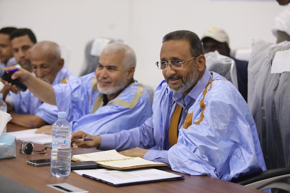 La Délégation générale à la Solidarité nationale et à la Lutte contre l’Exclusion organise une réunion consultative en Adrar sur le programme “Tameer – villes de Taazour” La Délégation générale à la Solidarité nationale et à la Lutte contre l’Exclusion organise une réunion consultative en Adrar sur le programme “Tameer – villes de Taazour”