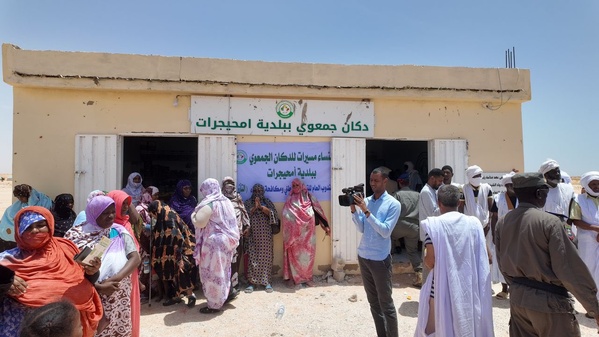 TAAZOUR fournit des équipements à une ferme à Benichab TAAZOUR fournit des équipements à une ferme à Benichab