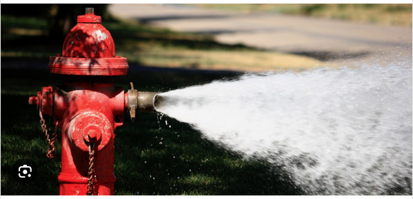 La ministre de l’hydraulique : « la production d’eau à Nouadhibou est désormais de 37.000 M3/jour au lieu de 17.000 initialement » La ministre de l’hydraulique : « la production d’eau à Nouadhibou est désormais de 37.000 M3/jour au lieu de 17.000 initialement »