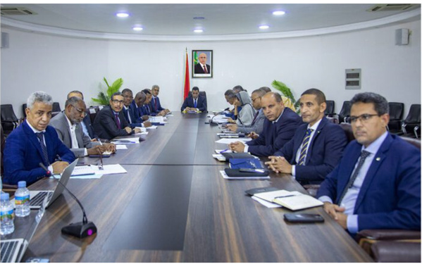 Le Premier ministre préside une réunion du Comité ministériel chargé du partenariat public-privé Le Premier ministre préside une réunion du Comité ministériel chargé du partenariat public-privé