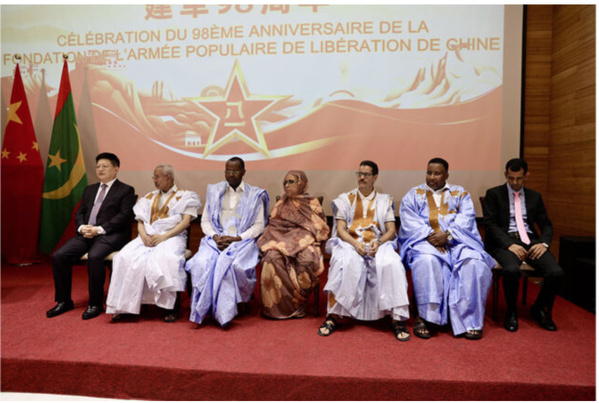 Réception à l’occasion de la célébration de la création de l’armée chinoise