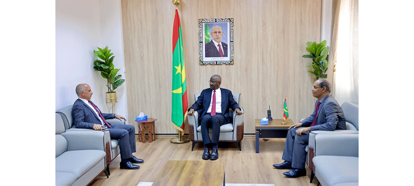 Le ministre des Affaires étrangères reçoit l’ambassadeur de France Le ministre des Affaires étrangères reçoit l’ambassadeur de France