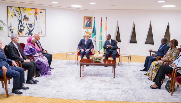 Le Président de la République rencontre son homologue ivoirien Le Président de la République rencontre son homologue ivoirien