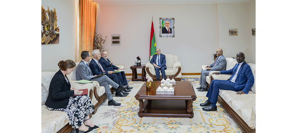 Le Président de la République reçoit une délégation britannique de haut niveau Le Président de la République reçoit une délégation britannique de haut niveau