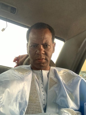 M. hussein Deng, administrateur de Cadre d’Echanges Mauritanie (CERIM): ‘’Pourquoi ne pas rouvrir la Constitution s’il faut prendre en compte les aspirations du peuple?’’ M. hussein Deng, administrateur de Cadre d’Echanges Mauritanie (CERIM): ‘’Pourquoi ne pas rouvrir la Constitution s’il faut prendre en compte les aspirations du peuple?’’