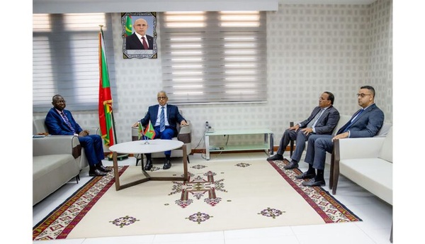 Le ministre des Affaires économiques reçoit le représentant résident de la Banque mondiale Le ministre des Affaires économiques reçoit le représentant résident de la Banque mondiale