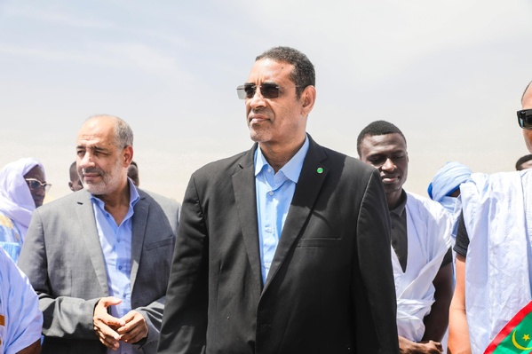 Le Secrétaire général de TAAZOUR pose la première pierre d’un logement social dans la localité d’Amridha Le Secrétaire général de TAAZOUR pose la première pierre d’un logement social dans la localité d’Amridha