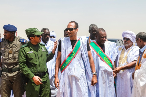 Le Secrétaire général de TAAZOUR pose la première pierre d’un logement social dans la localité d’Amridha Le Secrétaire général de TAAZOUR pose la première pierre d’un logement social dans la localité d’Amridha