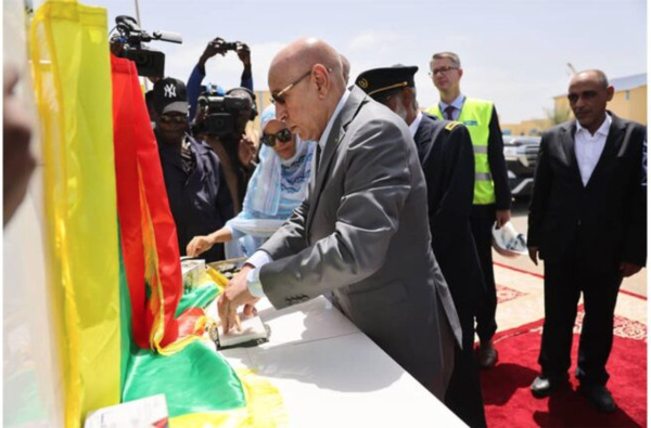 Le Président de la République supervise l’inauguration d’une station de filtration et la pose de la première pierre du projet d’extension des installations côtières d’Aftout///modifié