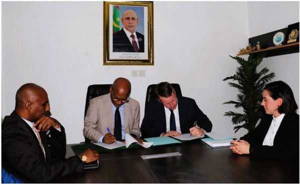 Signature d’un accord entre le ministère de l’Enseignement supérieur et l’Institut supérieur français du droit