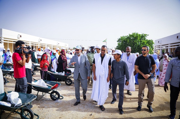 Le Délégué Général à la Solidarité Nationale lance une campagne bénévole de nettoyage des écoles primaires et secondaires à la veille de la rentrée scolaire Le Délégué Général à la Solidarité Nationale lance une campagne bénévole de nettoyage des écoles primaires et secondaires à la veille de la rentrée scolaire