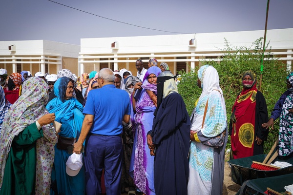 Le Délégué Général à la Solidarité Nationale lance une campagne bénévole de nettoyage des écoles primaires et secondaires à la veille de la rentrée scolaire Le Délégué Général à la Solidarité Nationale lance une campagne bénévole de nettoyage des écoles primaires et secondaires à la veille de la rentrée scolaire