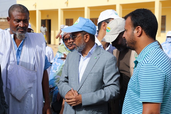 Le Délégué Général à la Solidarité Nationale lance une campagne bénévole de nettoyage des écoles primaires et secondaires à la veille de la rentrée scolaire Le Délégué Général à la Solidarité Nationale lance une campagne bénévole de nettoyage des écoles primaires et secondaires à la veille de la rentrée scolaire