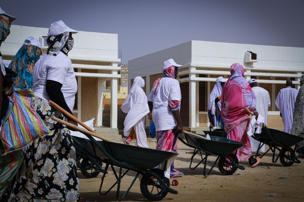 Le Délégué Général à la Solidarité Nationale lance une campagne bénévole de nettoyage des écoles primaires et secondaires à la veille de la rentrée scolaire Le Délégué Général à la Solidarité Nationale lance une campagne bénévole de nettoyage des écoles primaires et secondaires à la veille de la rentrée scolaire