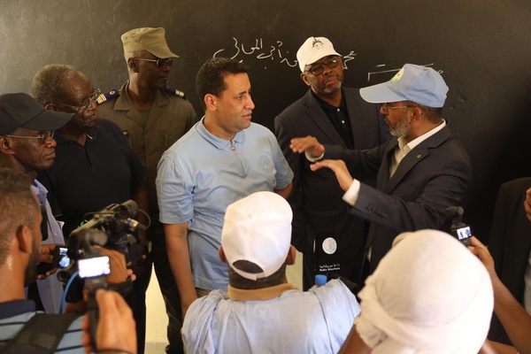 TAAZOUR. : le Premier ministre s’enquiert de certains volets du programme d’urgence de développement de la ville de Nouakchott TAAZOUR. : le Premier ministre s’enquiert de certains volets du programme d’urgence de développement de la ville de Nouakchott