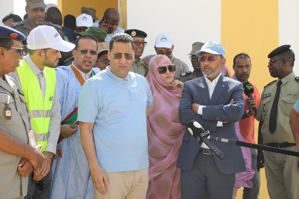 TAAZOUR. : le Premier ministre s’enquiert de certains volets du programme d’urgence de développement de la ville de Nouakchott TAAZOUR. : le Premier ministre s’enquiert de certains volets du programme d’urgence de développement de la ville de Nouakchott