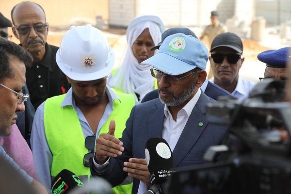TAAZOUR. : le Premier ministre s’enquiert de certains volets du programme d’urgence de développement de la ville de Nouakchott TAAZOUR. : le Premier ministre s’enquiert de certains volets du programme d’urgence de développement de la ville de Nouakchott
