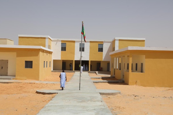 TAAZOUR. : le Premier ministre s’enquiert de certains volets du programme d’urgence de développement de la ville de Nouakchott TAAZOUR. : le Premier ministre s’enquiert de certains volets du programme d’urgence de développement de la ville de Nouakchott