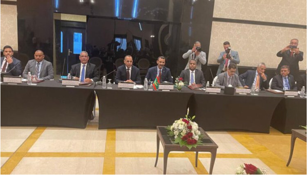 La Commission mixte mauritano-iraquienne conclut ses travaux par la signature de plusieurs accords de coopération La Commission mixte mauritano-iraquienne conclut ses travaux par la signature de plusieurs accords de coopération