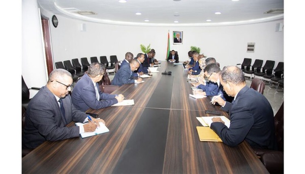 Premier ministre : Le Président de la République a enjoint au gouvernement d’appliquer strictement les recommandations du rapport de la Cour des comptes Premier ministre : Le Président de la République a enjoint au gouvernement d’appliquer strictement les recommandations du rapport de la Cour des comptes