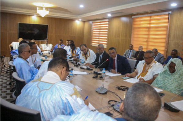 La Commission des ressources humaines de l’Assemblée nationale discute d’un projet de loi modifiant certaines dispositions de la loi relative à la pharmacie La Commission des ressources humaines de l’Assemblée nationale discute d’un projet de loi modifiant certaines dispositions de la loi relative à la pharmacie