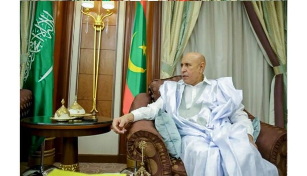 Le Président de la République dans une interview avec le journal “Asharq Al-Awsat”: Notre relation avec l’Arabie Saoudite est solide et notre pays est la cible de campagnes malveillantes Le Président de la République dans une interview avec le journal “Asharq Al-Awsat”: Notre relation avec l’Arabie Saoudite est solide et notre pays est la cible de campagnes malveillantes