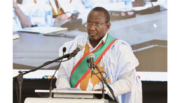 Président de l’Association des maires mauritaniens: Le programme d’urgence pour le développement local est une étape importante vers la réalisation d’un développement équilibré et d’une justice spatiale Président de l’Association des maires mauritaniens: Le programme d’urgence pour le développement local est une étape importante vers la réalisation d’un développement équilibré et d’une justice spatiale