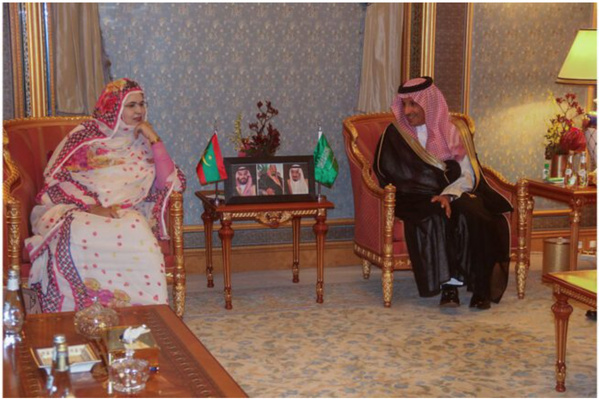 La ministre du Commerce et du Tourisme discute avec son homologue saoudien des perspectives de coopération dans le domaine touristique La ministre du Commerce et du Tourisme discute avec son homologue saoudien des perspectives de coopération dans le domaine touristique