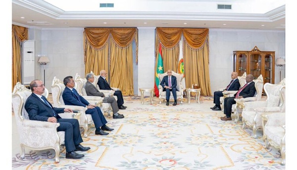 Le président de la République reçoit une délégation de haut niveau de la République arabe sahraouie Le président de la République reçoit une délégation de haut niveau de la République arabe sahraouie