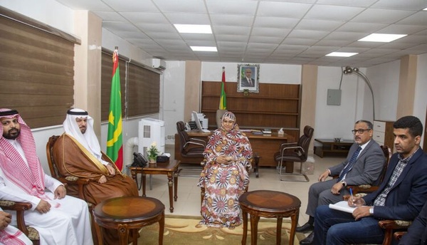 La ministre de l’Habitat reçoit l’ambassadeur du Royaume d’Arabie saoudite La ministre de l’Habitat reçoit l’ambassadeur du Royaume d’Arabie saoudite