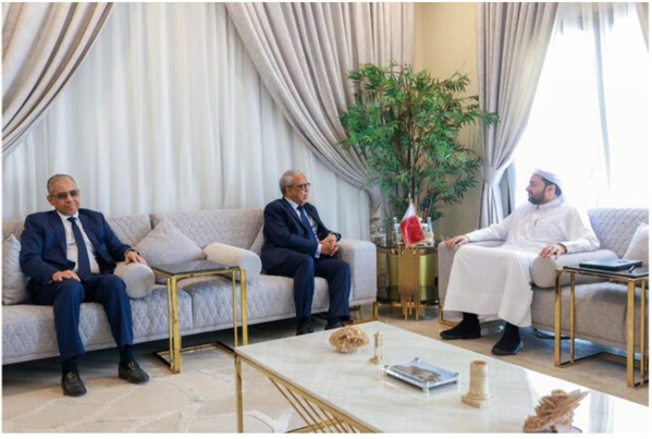 Le ministre des Affaires économiques discute des moyens de renforcer la coopération avec le ministre d’État qatari au ministère des Affaires étrangères Le ministre des Affaires économiques discute des moyens de renforcer la coopération avec le ministre d’État qatari au ministère des Affaires étrangères