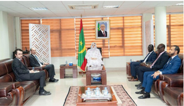 La ministre du Commerce reçoit l’ambassadeur d’Espagne