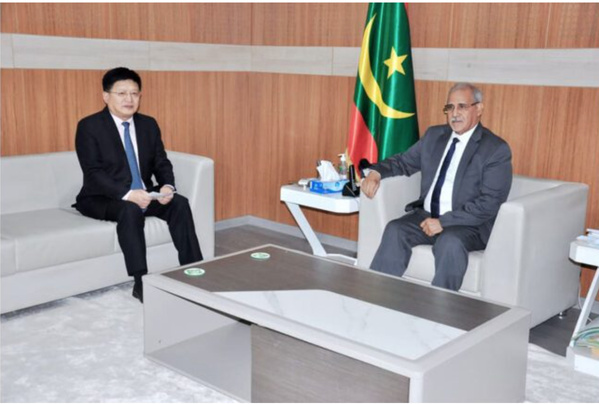 Le Président de l’Assemblée nationale reçoit l’Ambassadeur de la République populaire de Chine Le Président de l’Assemblée nationale reçoit l’Ambassadeur de la République populaire de Chine