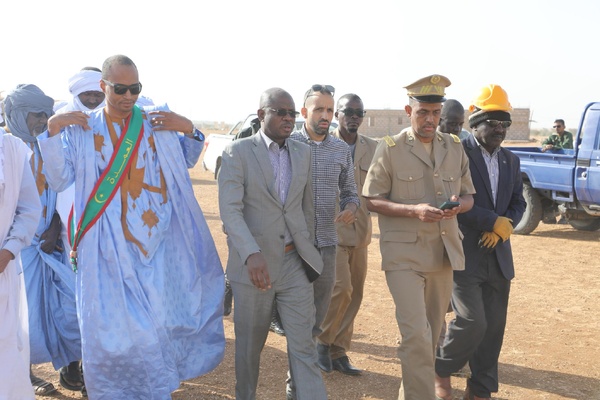 Assaba : Le Secrétaire général de “Taazour” s’enquiert l’avancement des travaux dans les agglomérations rurales de la commune de Boulehrath Assaba : Le Secrétaire général de “Taazour” s’enquiert l’avancement des travaux dans les agglomérations rurales de la commune de Boulehrath